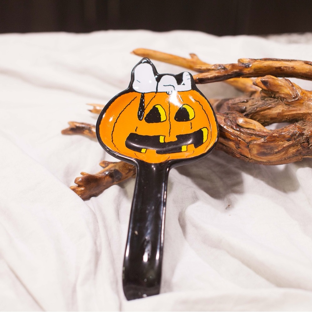 Snoopy Pumpkin Utensils Holder